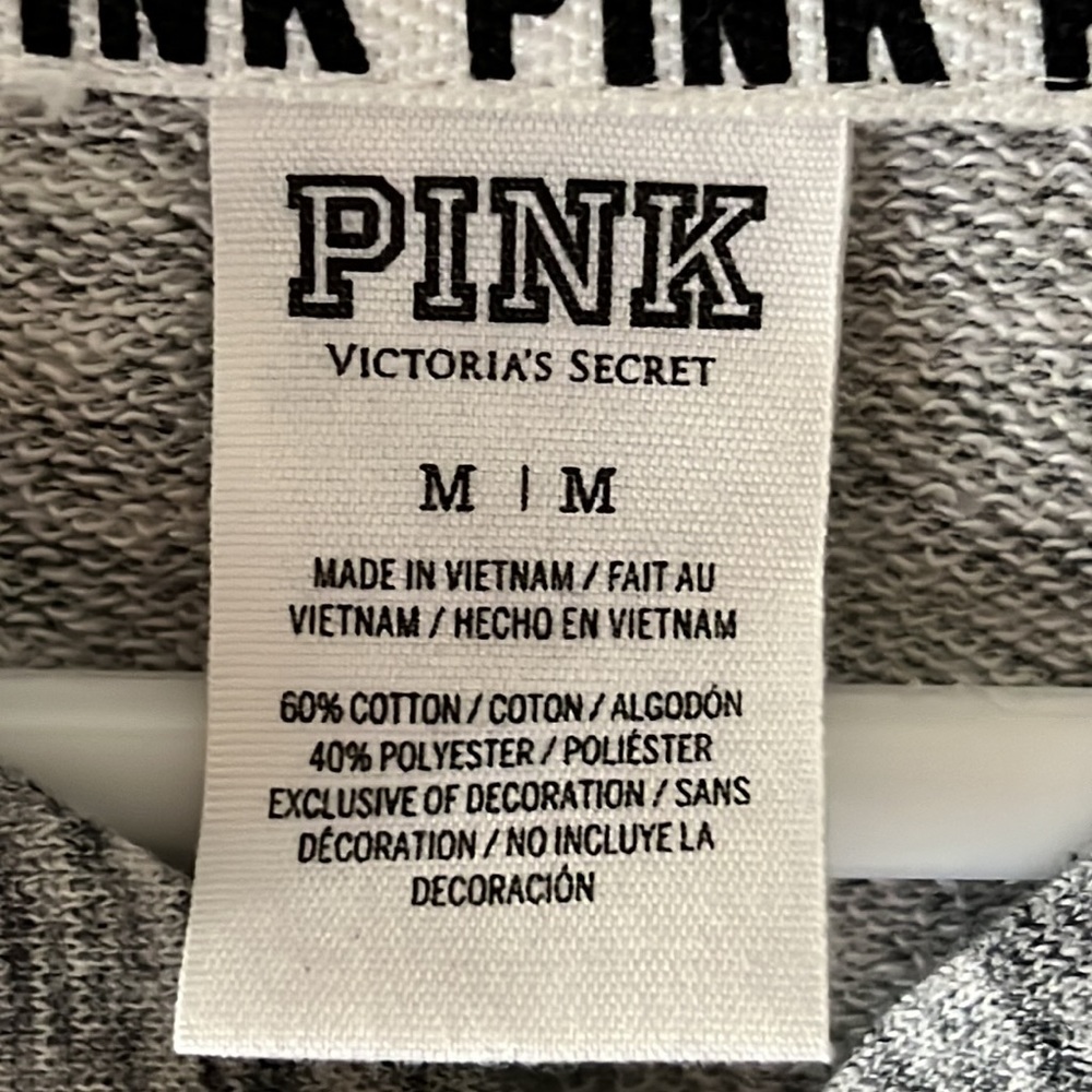🌼SELLING IN BUNDLE ONLY🌼VS Pink Full Zipper Sweater 🌹 - Picture 4 of 7